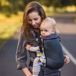 Ергономична раница Kinder Hop Grow Air - Yellow Triangles