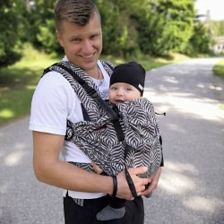 Ергономична раница Emeibaby Leaves dark - размер бебе (хибридна)